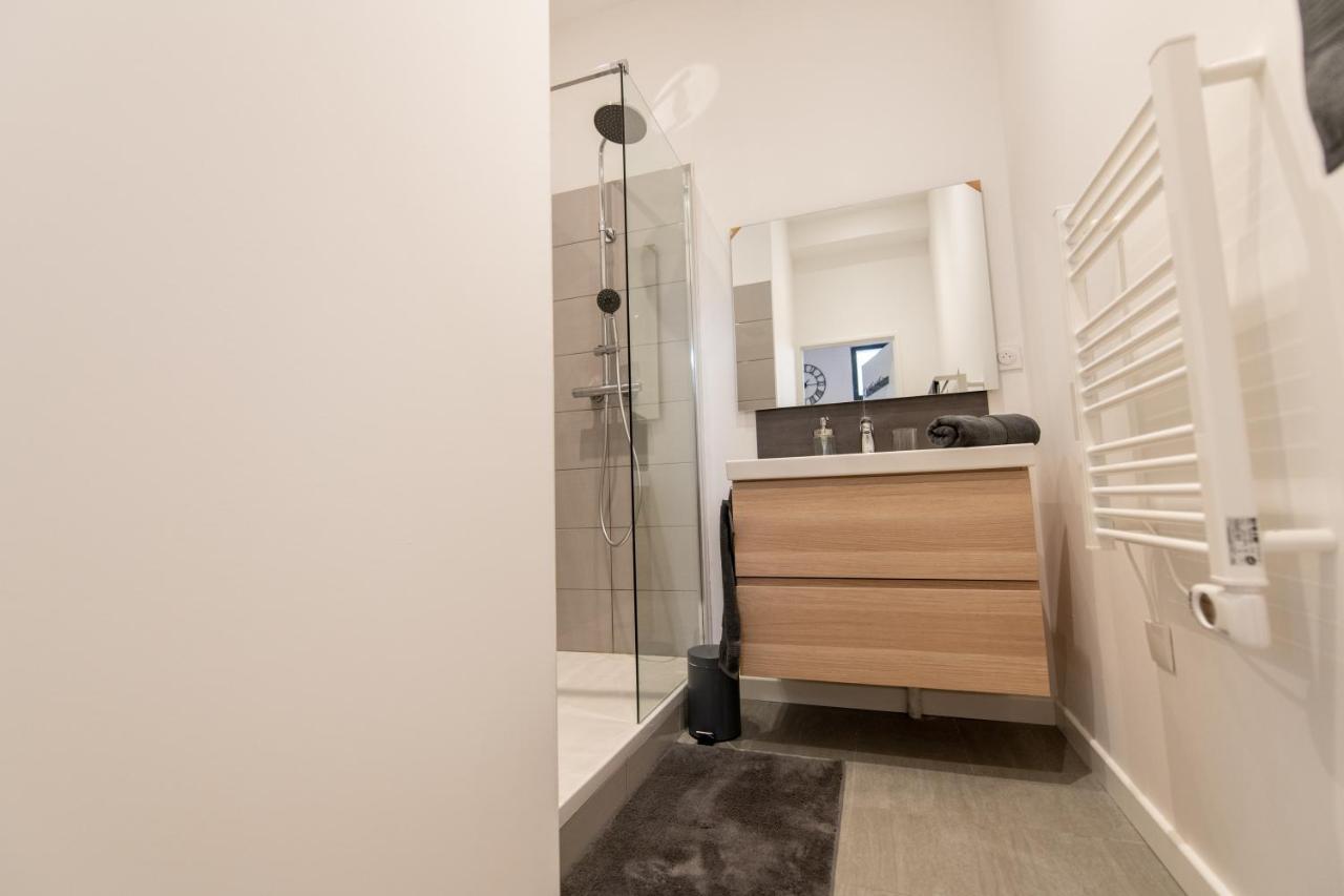 Kasa Loft Centre 2 - Wifi Et Tv - Confortable Et Stationnement Gratuit A Proximite Saint-Etienne  Exterior photo